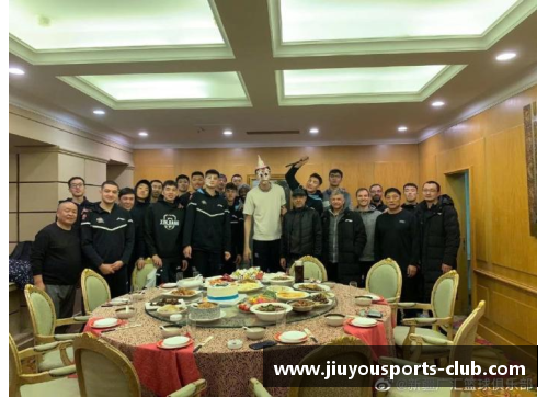 九游体育CBA封闭训练伙食对比：新疆三餐48道菜，广东宏远差距明显！ - 副本 - 副本